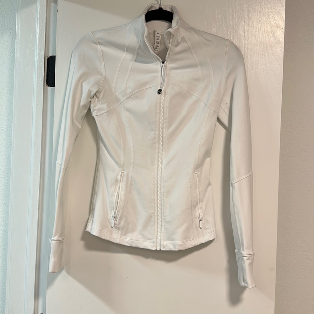 Lululemon Define Jacket Size 4 EUC